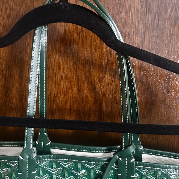 Goyard Green Chevron Tote Bag - Picture 4 of 10